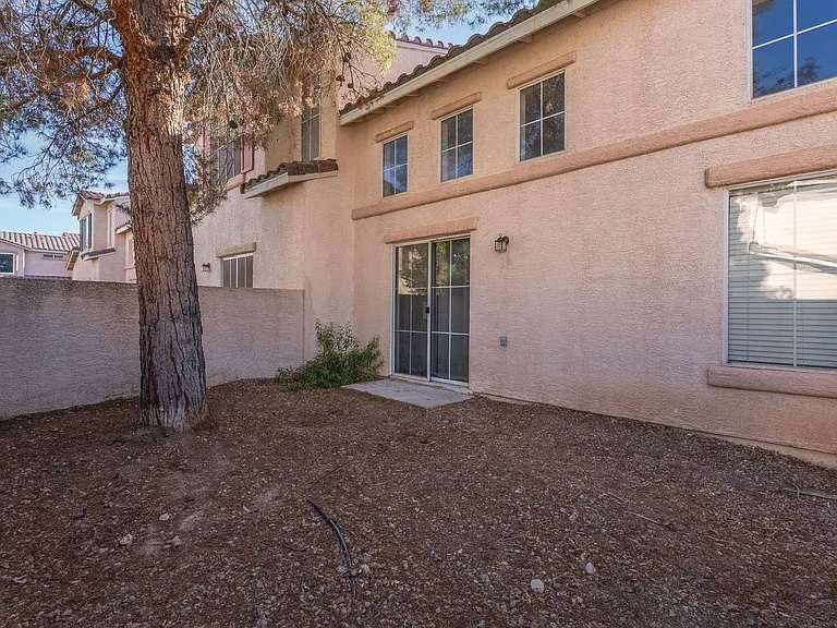 9688 Belle Regal St — Photo 1