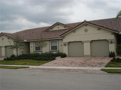 1st image of 6365 Oxford Cir