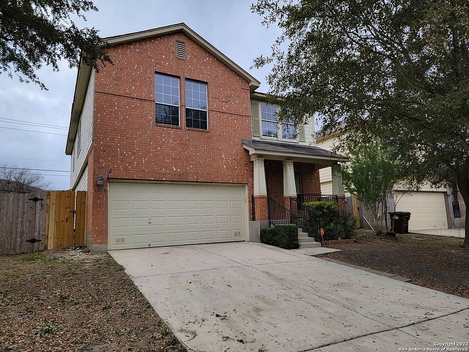 1st image of 10382 Oakwood Crest