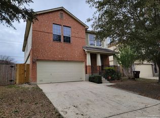 10382 Oakwood Crst, San Antonio, TX 78245