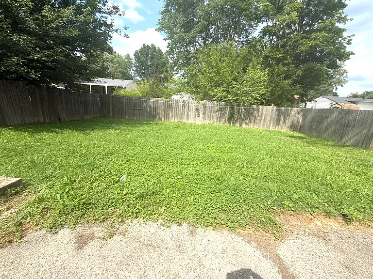 5117 Alba Way — Photo 13