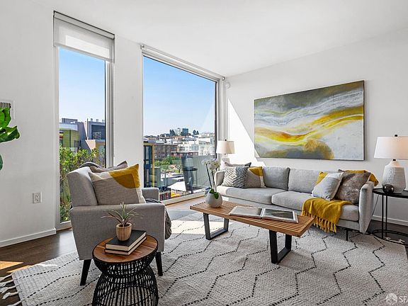 3rd image of 450 Hayes St Unit Penthouse 8