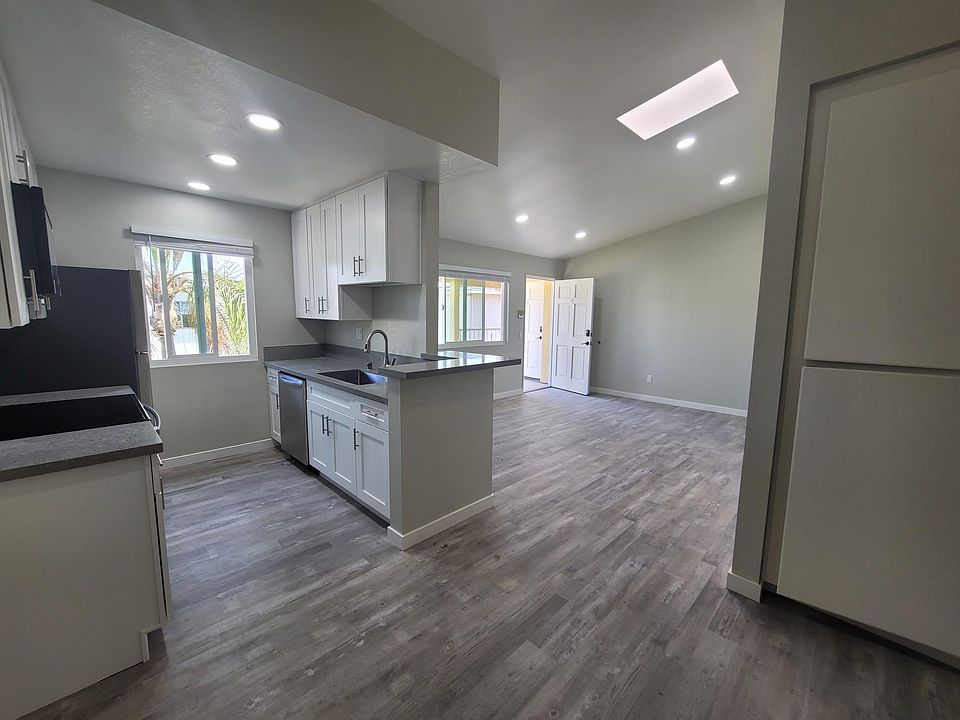 1st image of 5-4136 Georgia St #5