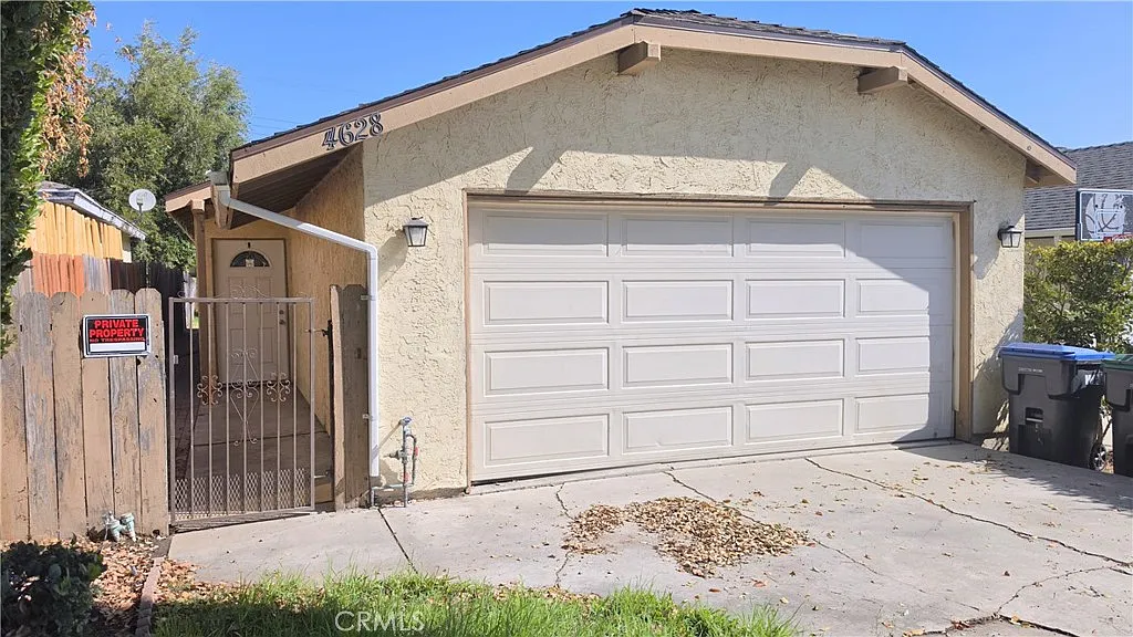 3 bed, 1152 sqft, $3,295 — Photo 1