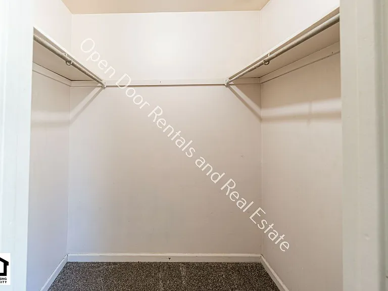 15030 Tally Ho Dr — Photo 18