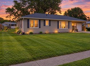 329 N Lakeview Ave, Sturgis, MI 49091