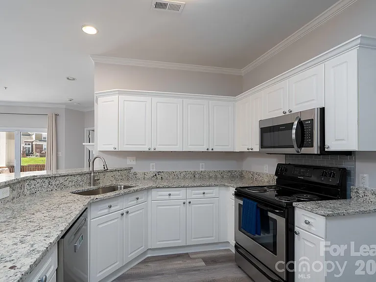 18511 Harborside Dr — Photo 8
