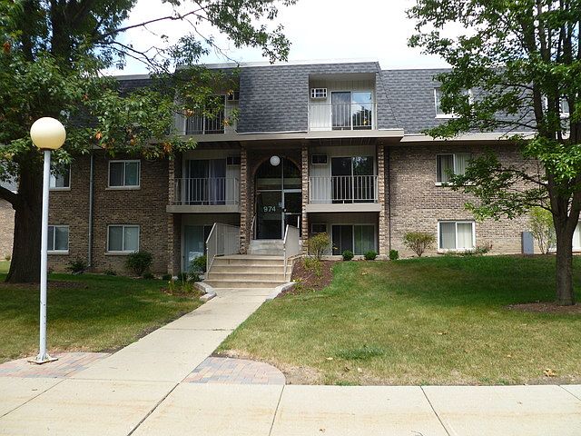 1st image of 974 Crabapple Dr APT 206