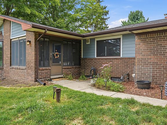 5th image of 13489 Hyde Rd