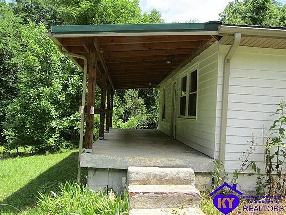 3rd image of 319 Teller Haycraft Ln