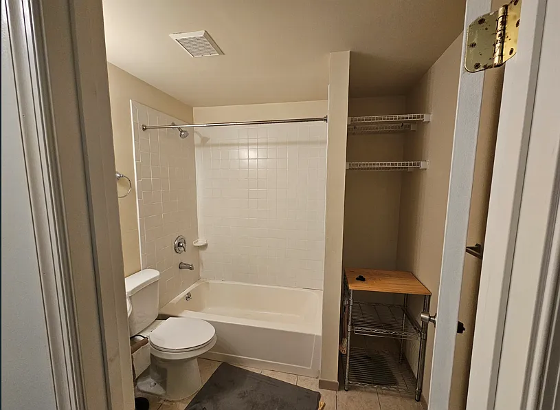 1 bed, 950 sqft, $1,400 — Photo 3
