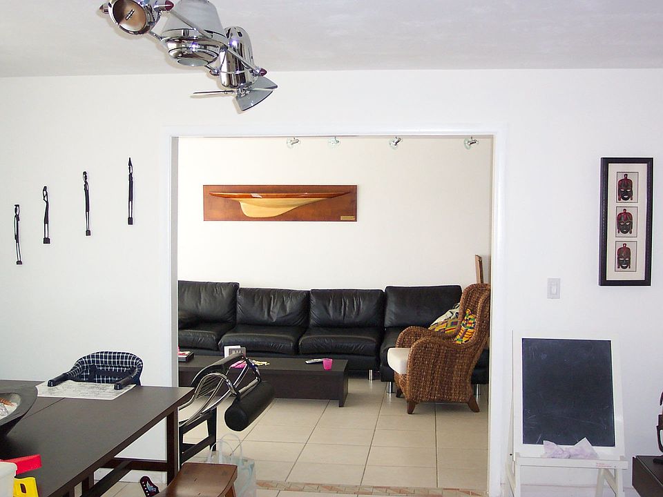2nd image of 19001 NE 14th Ave APT 306
