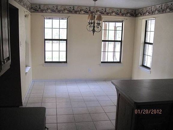 3rd image of 630 Cherrywood Dr