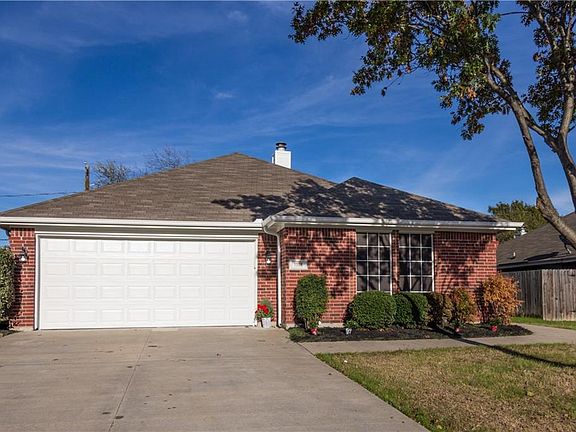 2nd image of 1028 Heberle Dr