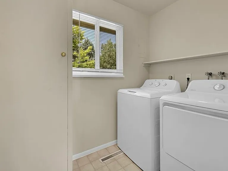 4102 Garrett Pl — Photo 19