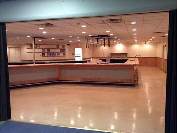 3rd image of 20 Veterans Way