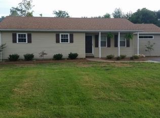 131 Crabtree Ln, Bowling Green, KY 42103