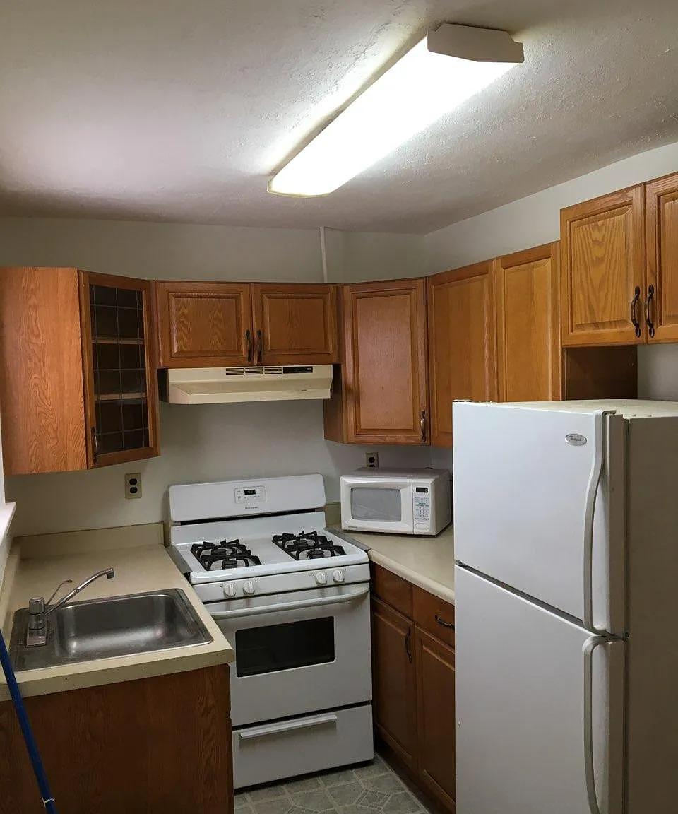 1 bed, 600 sqft, $1,550 — Photo 2