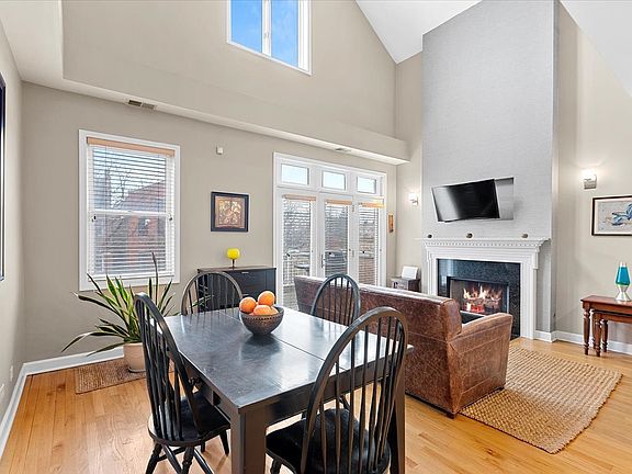 2nd image of 2855 N Damen Ave #3