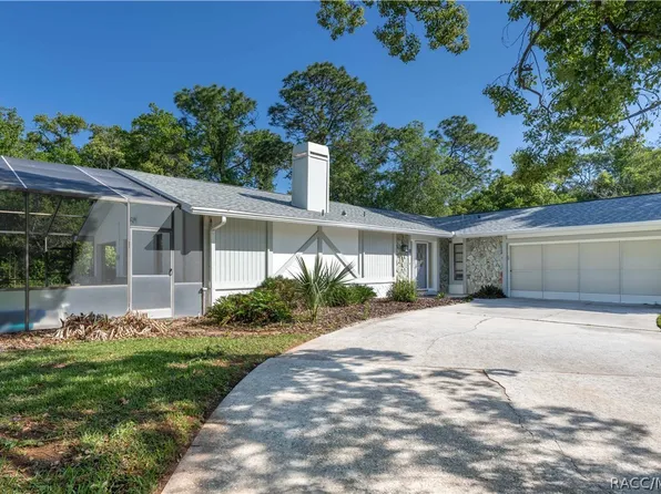 12 Mastic Ct E, Homosassa, FL 34446