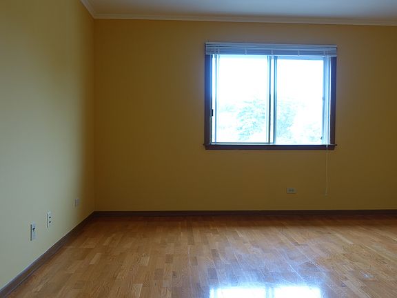 5th image of 1526 N River West Ct Unit 3A