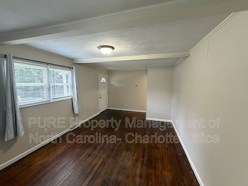 1st image of 14 Highland Ave SW