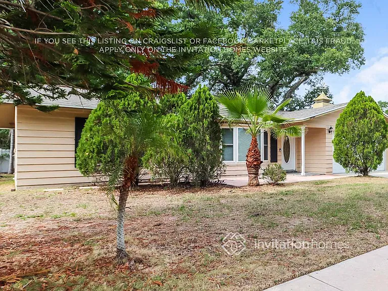 1685 Fortune Dr — Photo 3