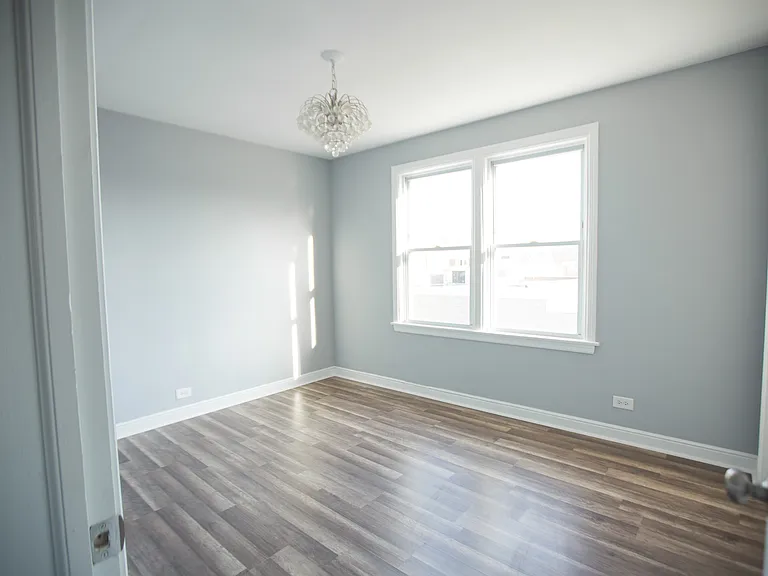 2533 Ridgeland Ave #2 — Photo 4