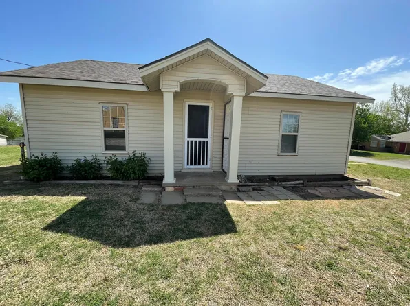 113 E Kiowa St, Rush Springs, OK 73082