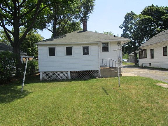 3rd image of 48 Burton St