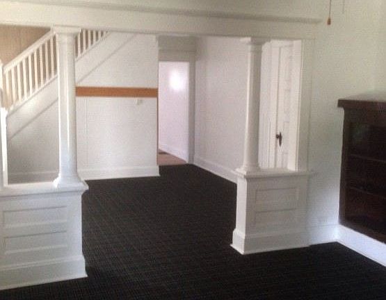 2nd image of 400 N Grant Ave