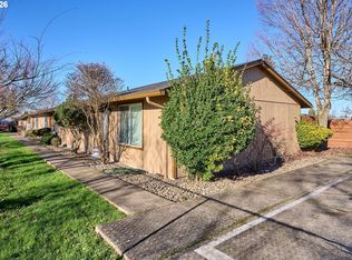 880 N Pershing St, Mount Angel, OR 97362