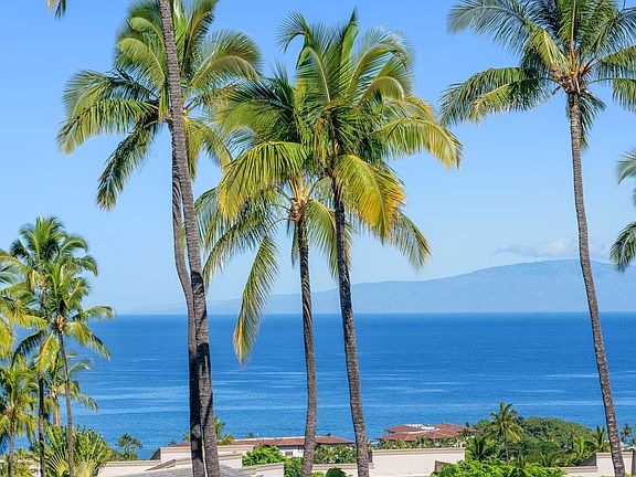 2nd image of 10 Wailea Ekolu Pl APT 1706
