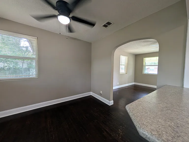 5363 Poppy Dr — Photo 6