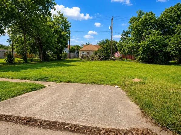 1312 Cherry St, Baytown, TX 77520