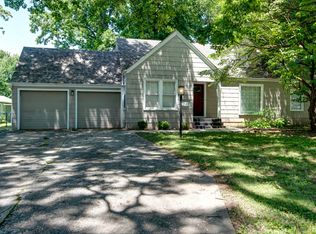 1235 E Stanford Street, Springfield, MO 65804