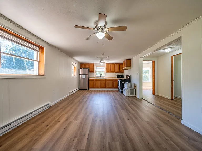 7278 Manns Dr — Photo 6
