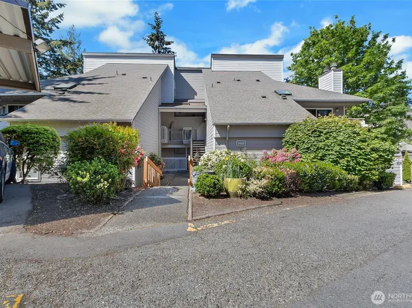 2502 S 317th Street #303, Federal Way, WA 98003