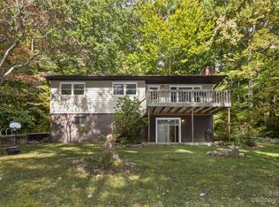 38 Boxturtle Rd, Candler, NC 28715