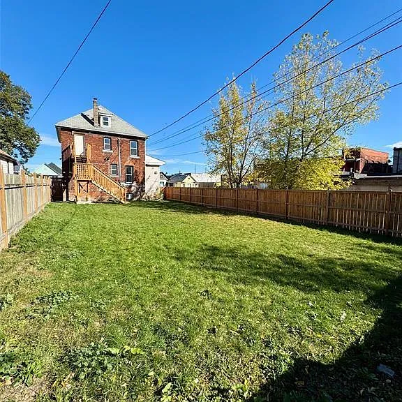 531 Langlois Ave — Photo 24
