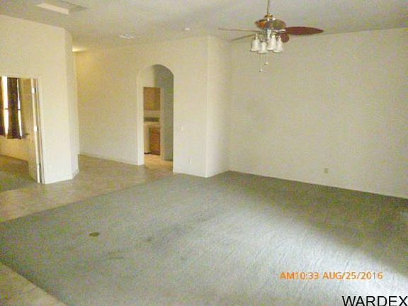 2nd image of 909 Waterford Dr