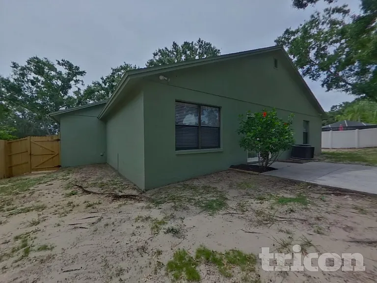 947 Sandywood Dr — Photo 15