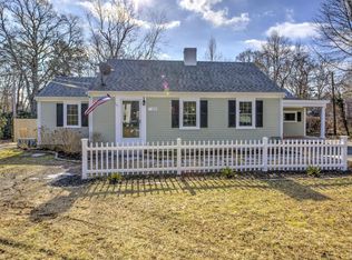 475 Pine St, Centerville, MA 02632