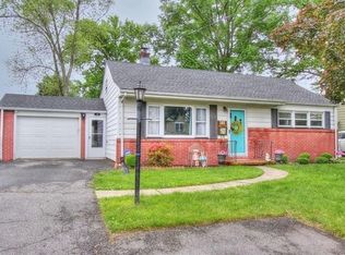 381 Fairview Ave, Colonia, NJ