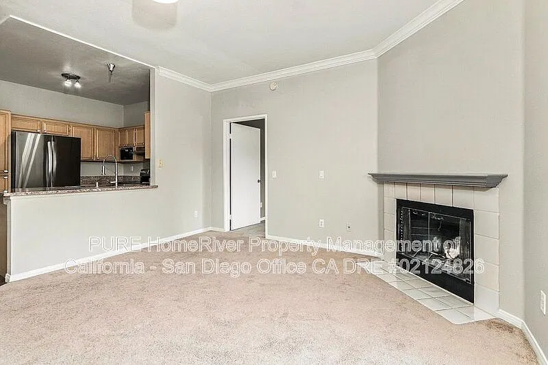 2 bed, 2.0 bath, 968 sqft, $3,195 — Photo 4