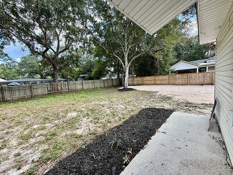 3042 Tiffany Ln — Photo 19