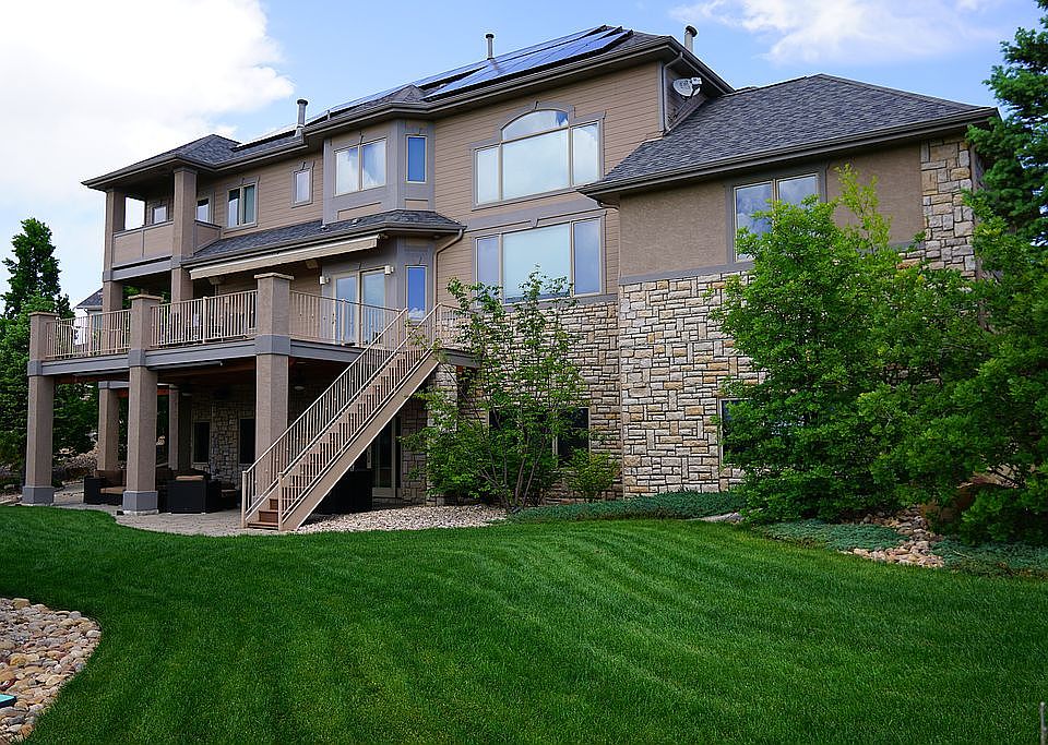 2nd image of 278 Irwin Pl