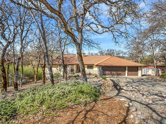 5th image of 19275 N Shore Ct