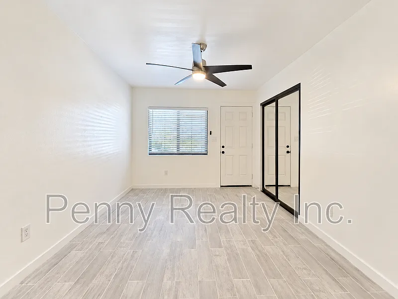 Studio, 1.0 bath, 300 sqft, $2,150 — Photo 3