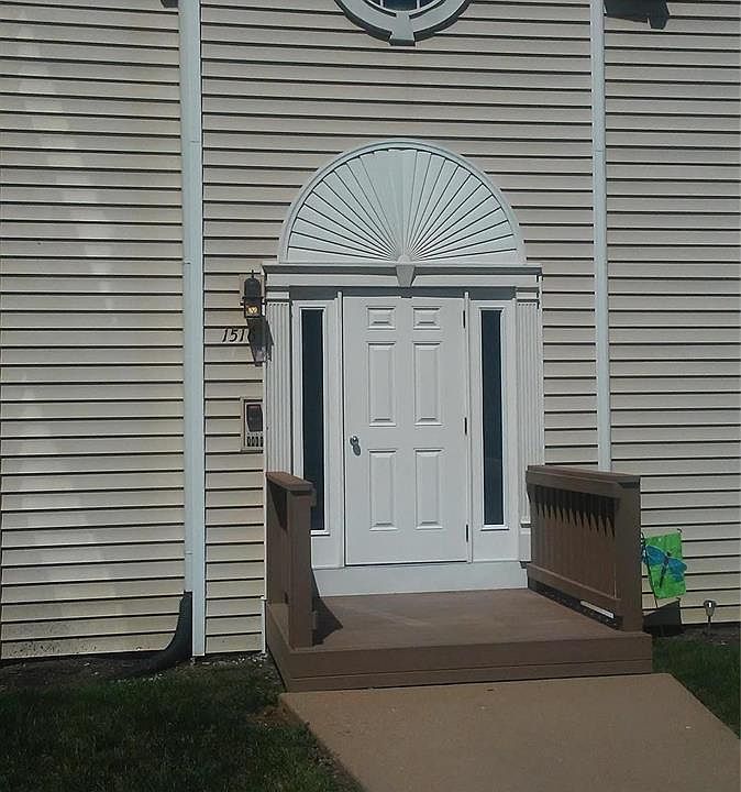 1st image of 1516 Whispering Creek Dr APT D
